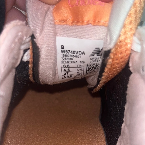 New Balance Women's 57/40 Pink and Orange Sneakers - Picture 6 of 7